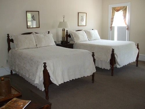 Wayside Inn Middletown Ngoại thất bức ảnh